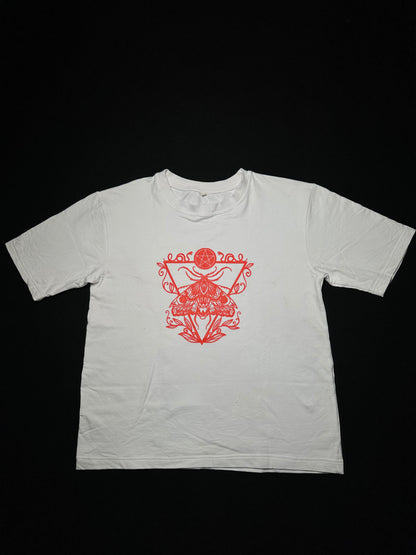 RED WITCHY T-SHIRT