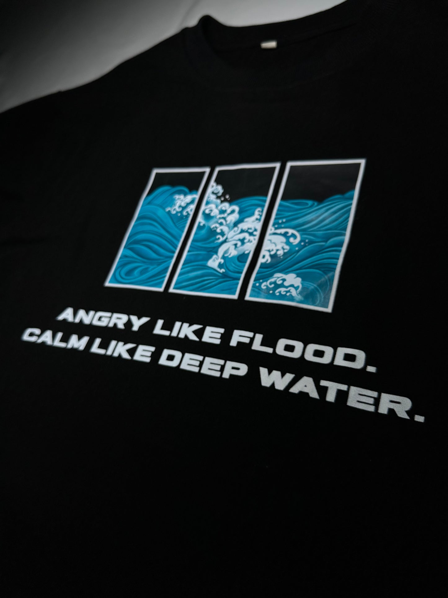 WATER WAVE T-SHIRT